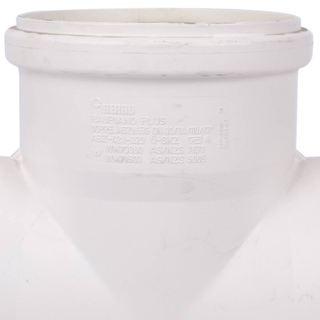 Крестовина PP-H 1-пл бел б/ш Дн110х110х110х87гр в/к RAUPIANO Rehau 11215541001